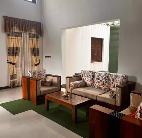 Majatalo Sri Lanka Wennappuwa Villa D S R