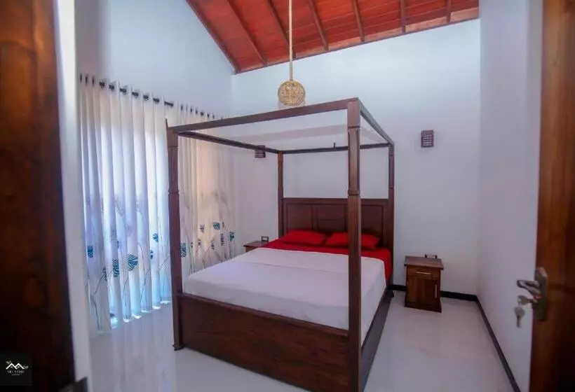 Majatalo Sri Lanka Wennappuwa Villa D S R