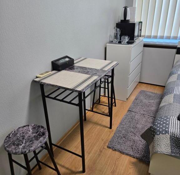 Transhostel Orhideja