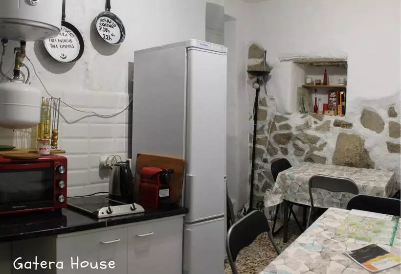 Albergue Gatera House