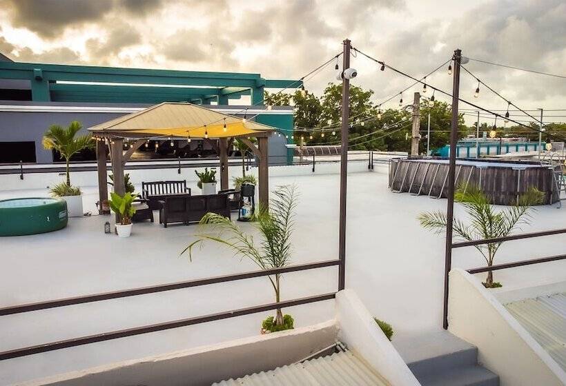 هاستل Melao Lodge