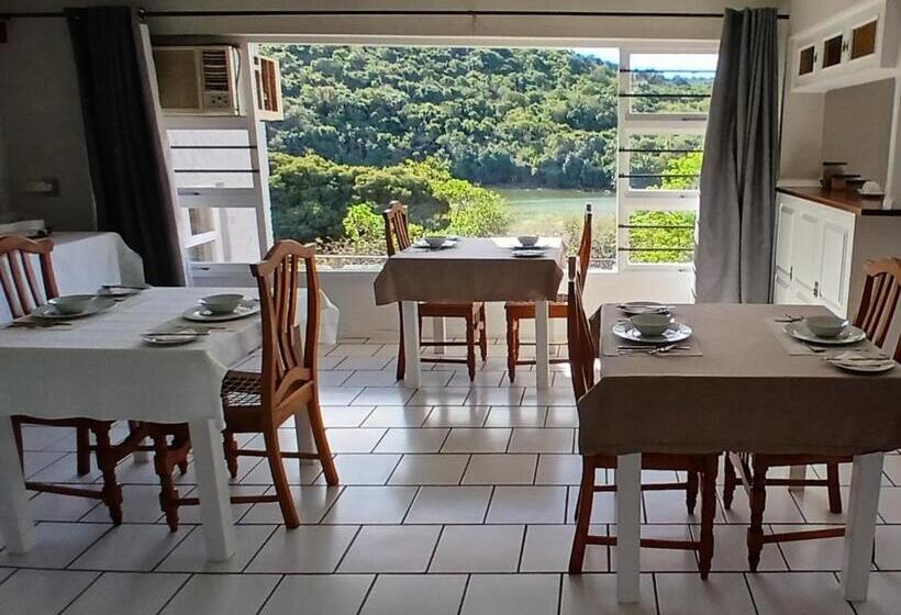 ベッドアンドブレックファースト Castillo Rio