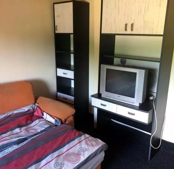 Aamiaismajoitus (B&B) Penni Panzió Kaposvár  Répáspuszta