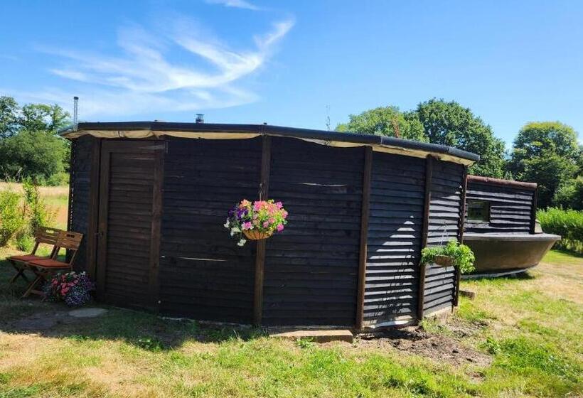 Bed and Breakfast Vigo Retreat Boat Yurt
