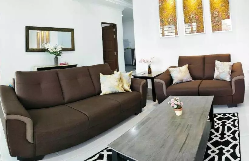 Canal Dusun Muda Homestay Kota Bharu