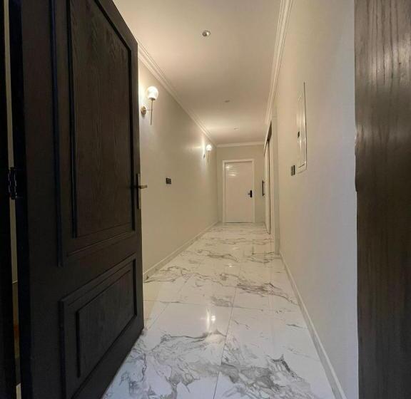 Hotel a Capsule حي السيف