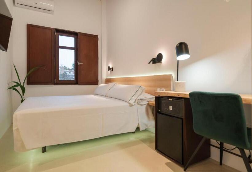 هتل La Moderna Suites