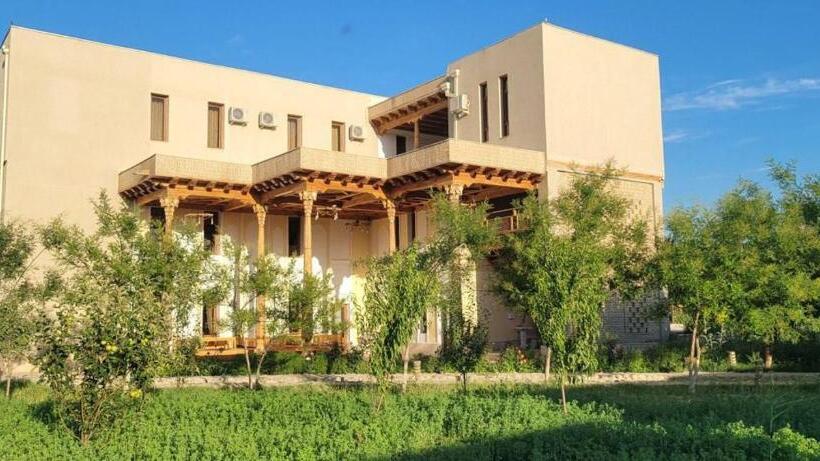 בית מלון כפרי Naqshband