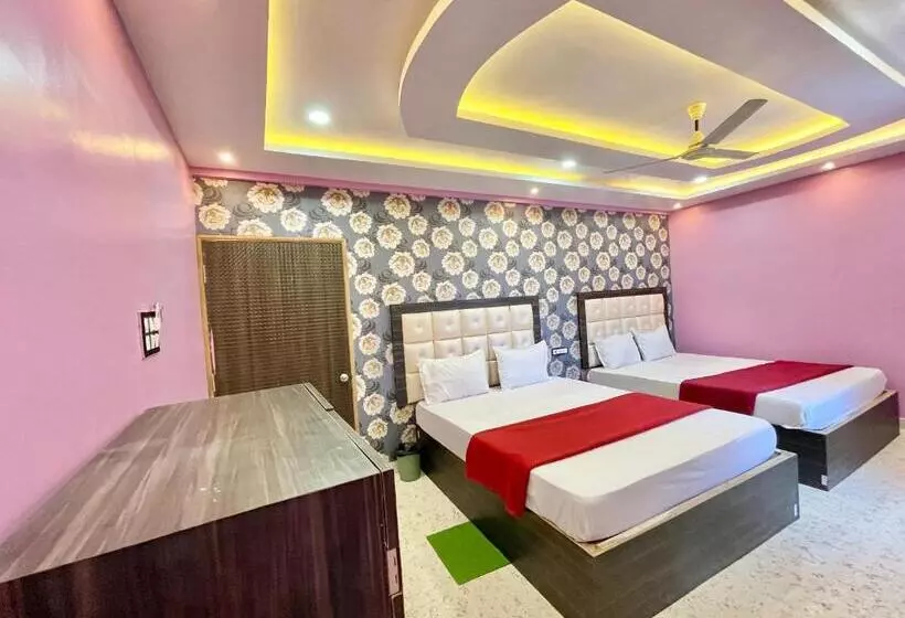 هتل Shree Raghunath Guest House   Puri श्रीरघुनाथ गेस्ट हाउस শ্রী রঘুনাথ অতিথিশালা శ్రీ రఘునాథ్ అతిథి గృ
