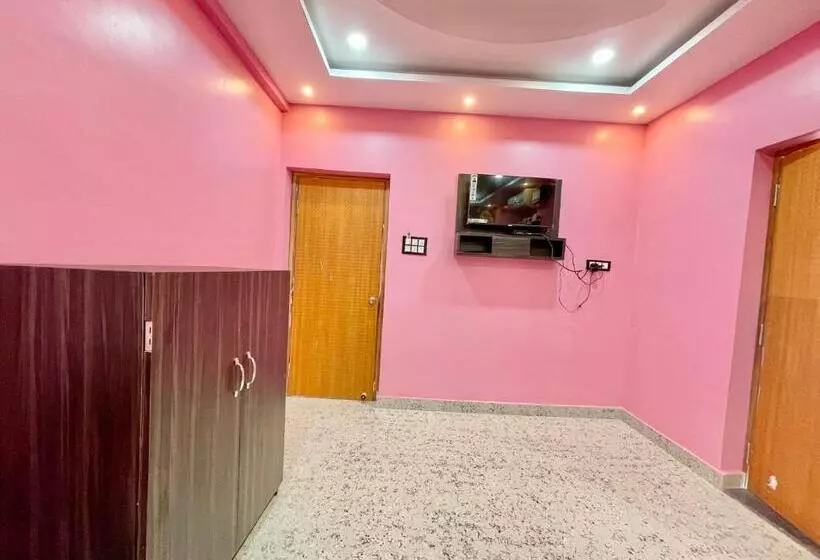 هتل Shree Raghunath Guest House   Puri श्रीरघुनाथ गेस्ट हाउस শ্রী রঘুনাথ অতিথিশালা శ్రీ రఘునాథ్ అతిథి గృ