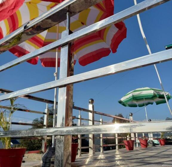 Hotelli The Lap Of Himalayas Homestay