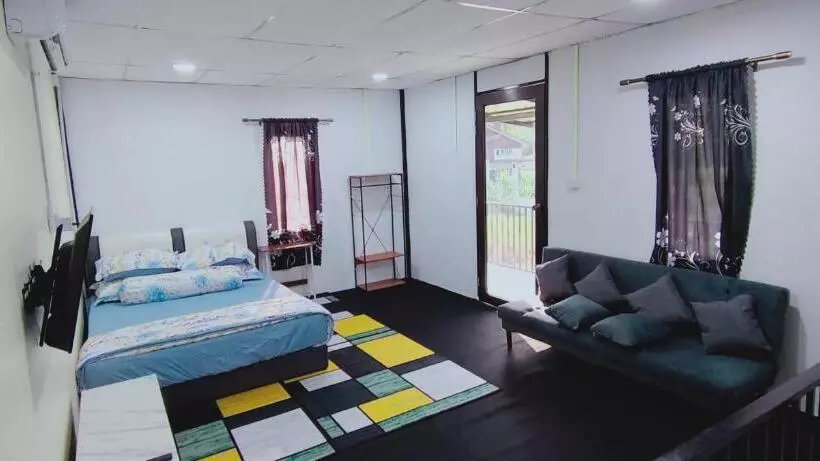 Hotelli Village View Cottage Roomstay