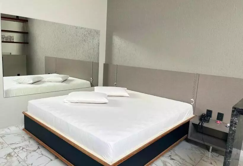 Motel Bughaville