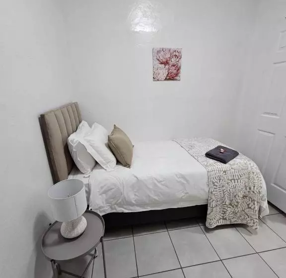 Majatalo Protea Guesthouse