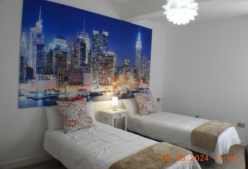 Pension Santa Cruz Ensuite Rooms