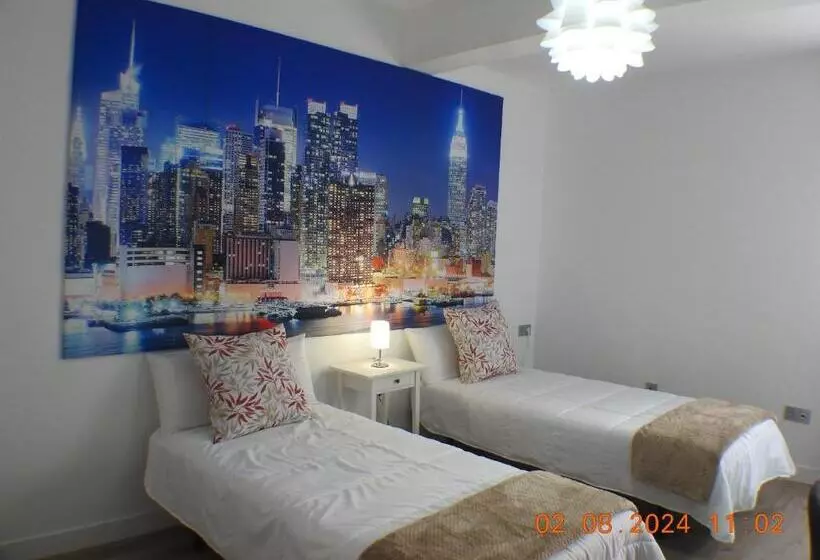 Majatalo Santa Cruz Ensuite Rooms