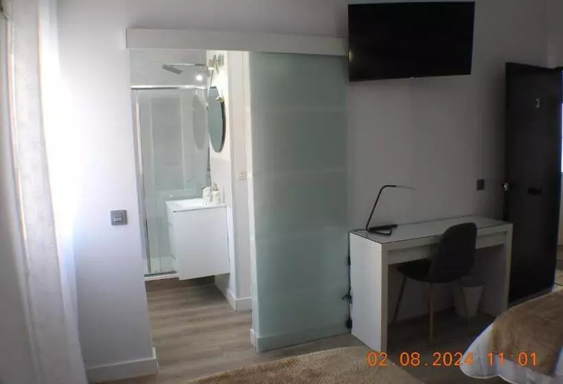 Majatalo Santa Cruz Ensuite Rooms