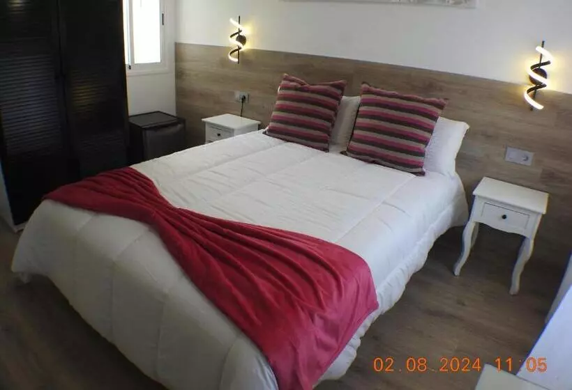 Majatalo Santa Cruz Ensuite Rooms