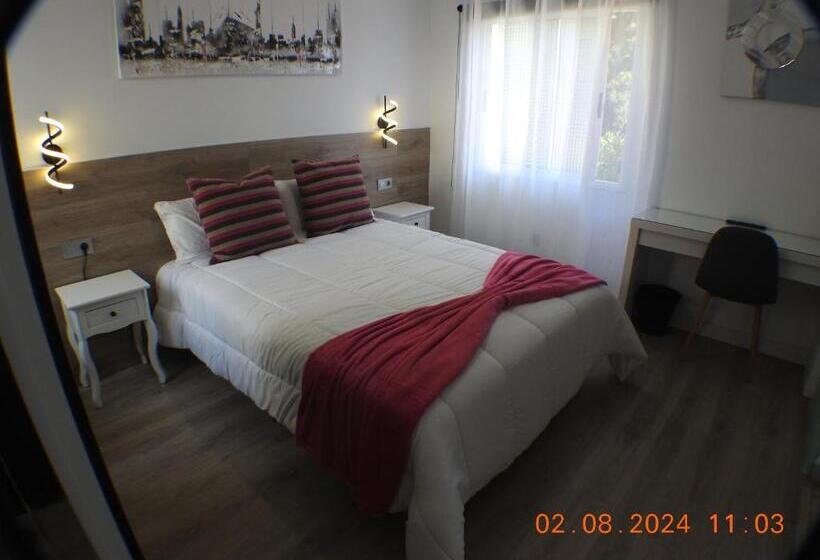 Pension Santa Cruz Ensuite Rooms