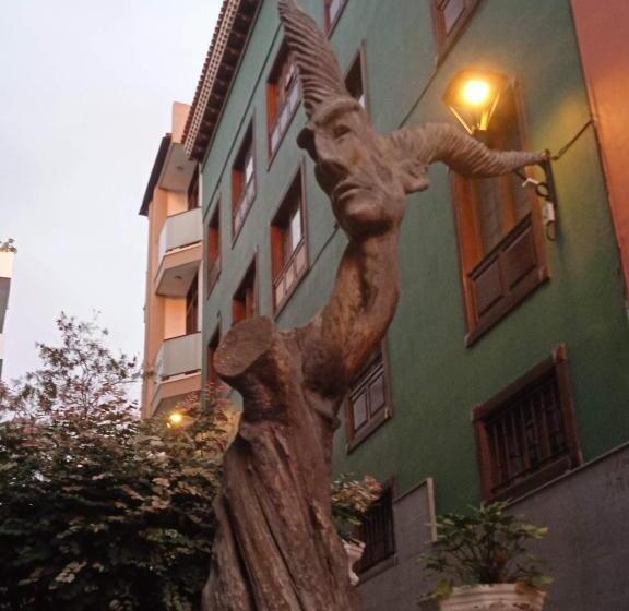 پانسیون Un Jardin Al Mar