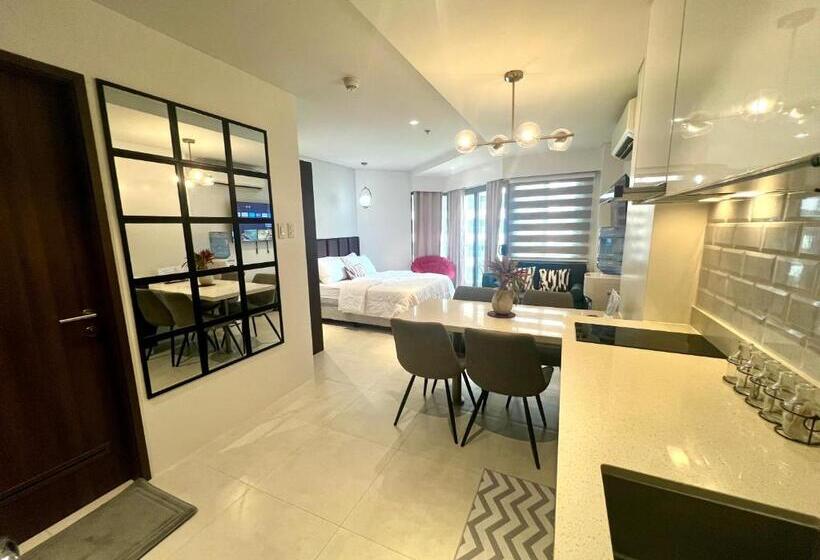 Tambuli Seaside Resort And Spa By Isla Stays 2