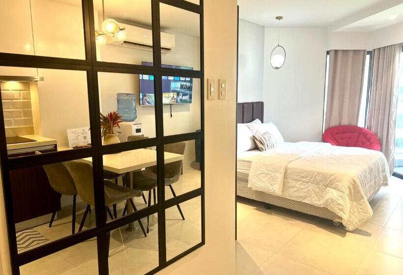 Tambuli Seaside Resort And Spa By Isla Stays 2