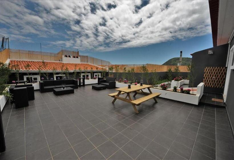 Angra Bed & Breakfast