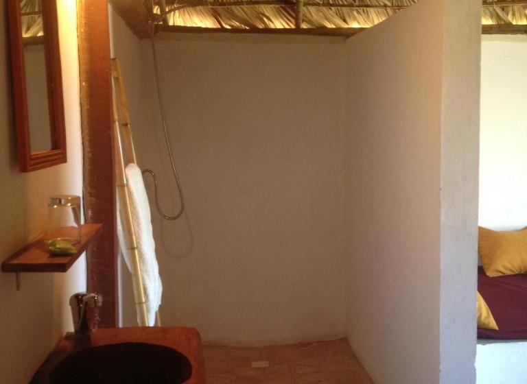 민박 Le Trou Normand