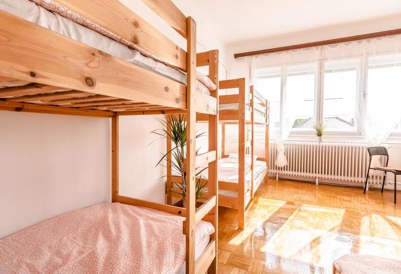Hostel11  Budapest