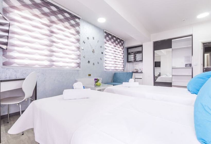 ホテル Astera Apart