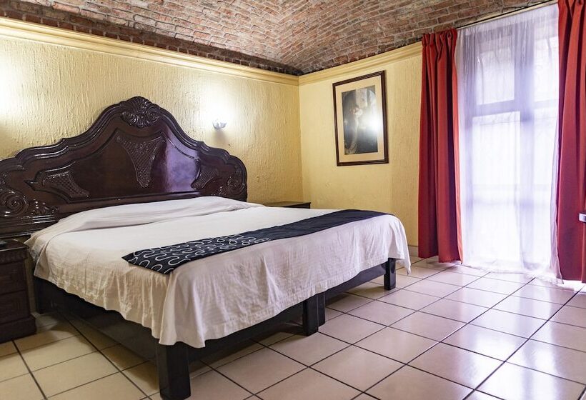 هتل Hacienda De Cobos