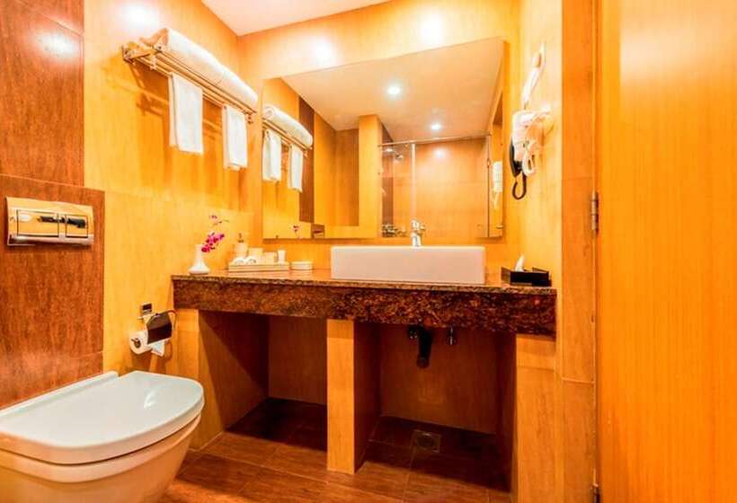 فندق Regenta Central Herald Mysore