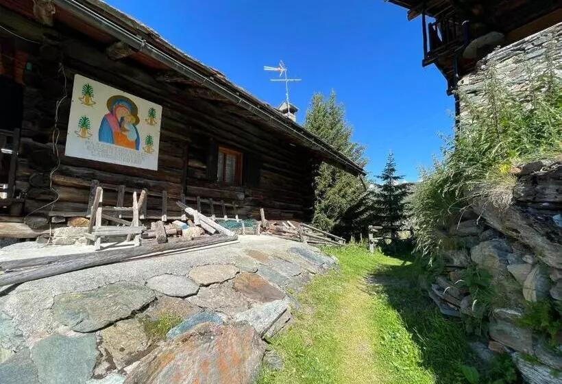 Hotelli Rifugio Guide Frachey