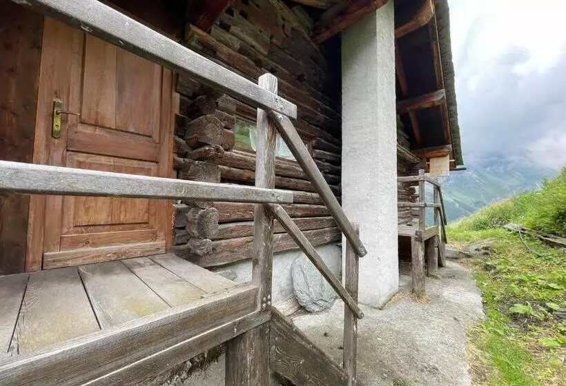 Hotelli Rifugio Guide Frachey