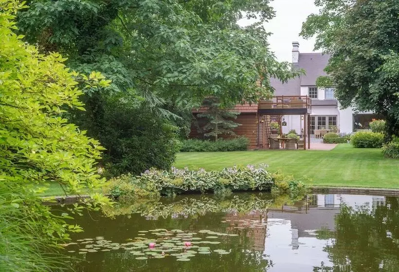 ホテル Villa Magdalena Eeklo