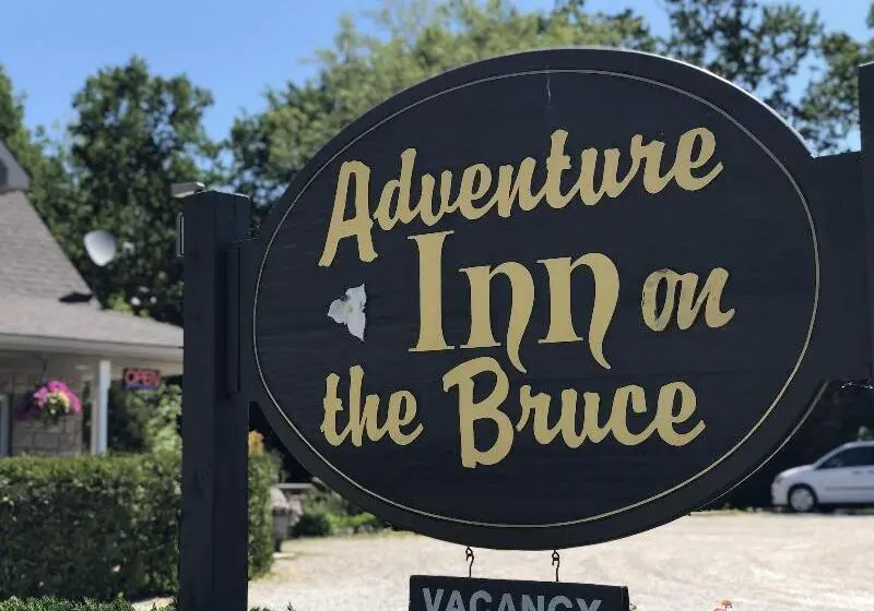 モーテル Adventure The Bruce Inn   Recently Renovated With Outdoor Hot Tub