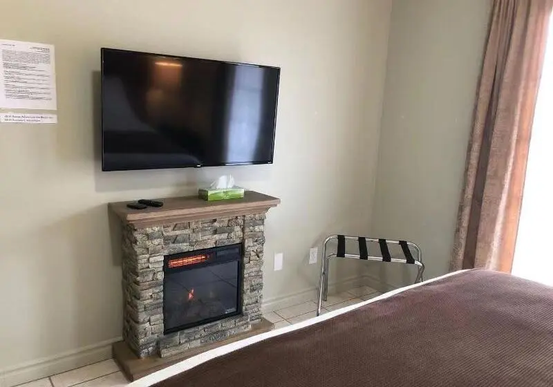 モーテル Adventure The Bruce Inn   Recently Renovated With Outdoor Hot Tub