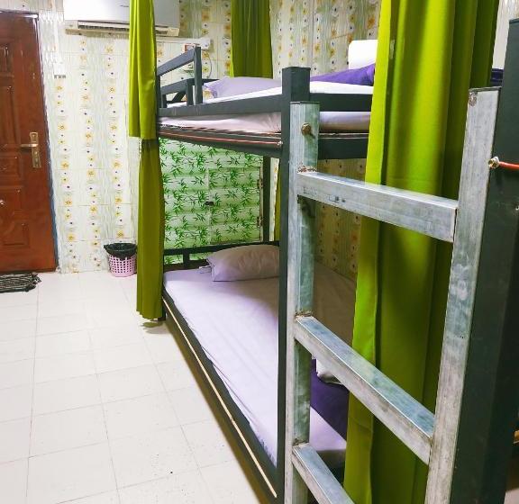 Nway Htway Yeik Motel