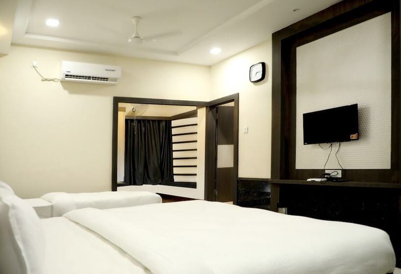 Playotel Inn Anmol Classic