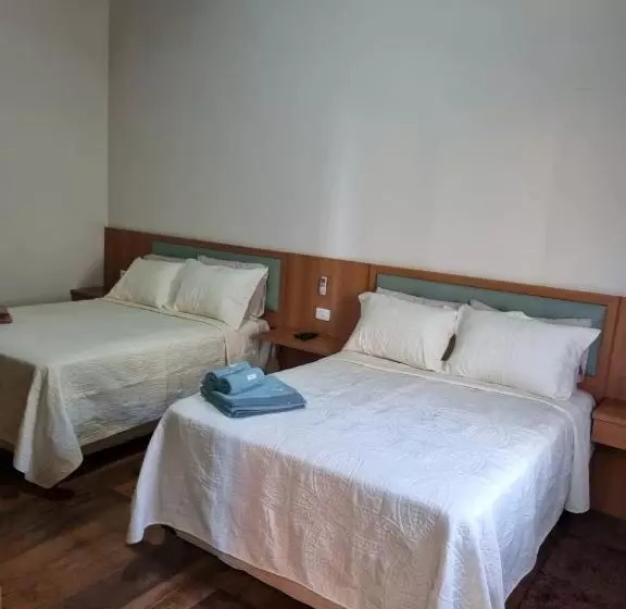 ユースホステル Pousada Casa Da Onça