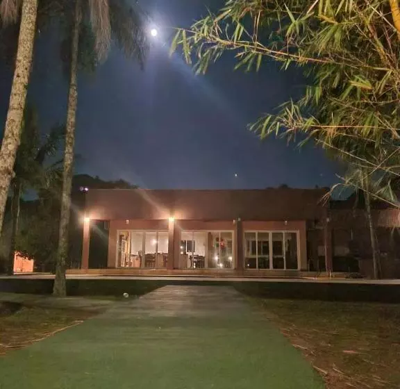 ユースホステル Pousada Casa Da Onça