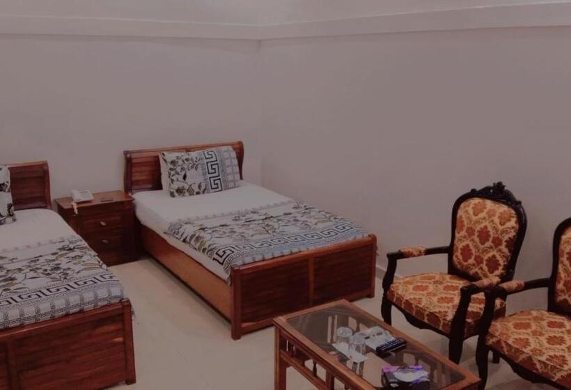 هتل Royal Residency