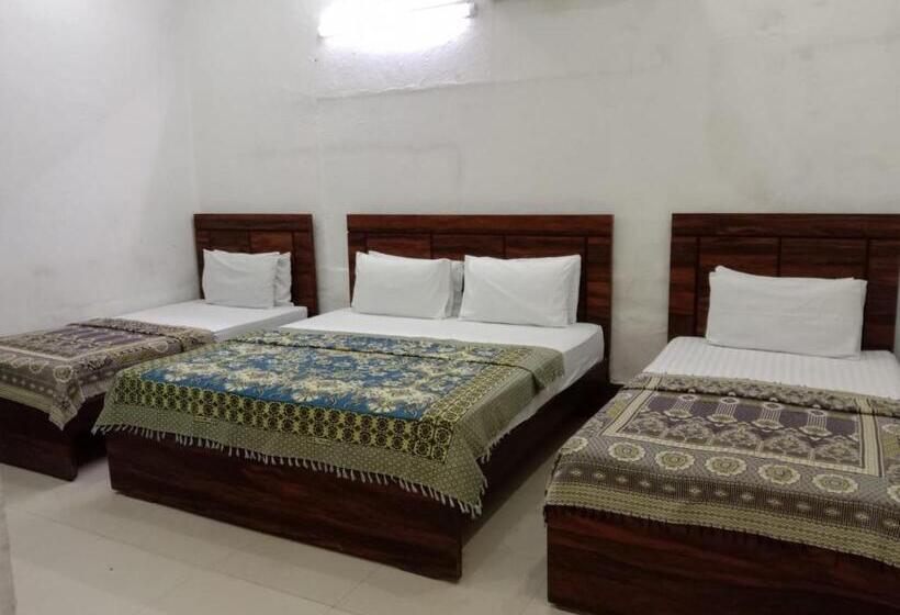 هتل Royal Residency