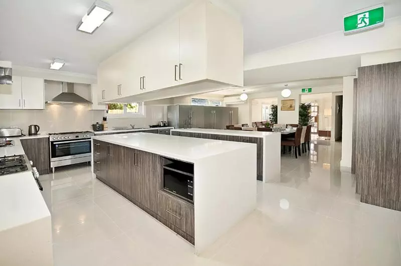 پانسیون 6b   Executive Rooms In Large Property In Brunswick