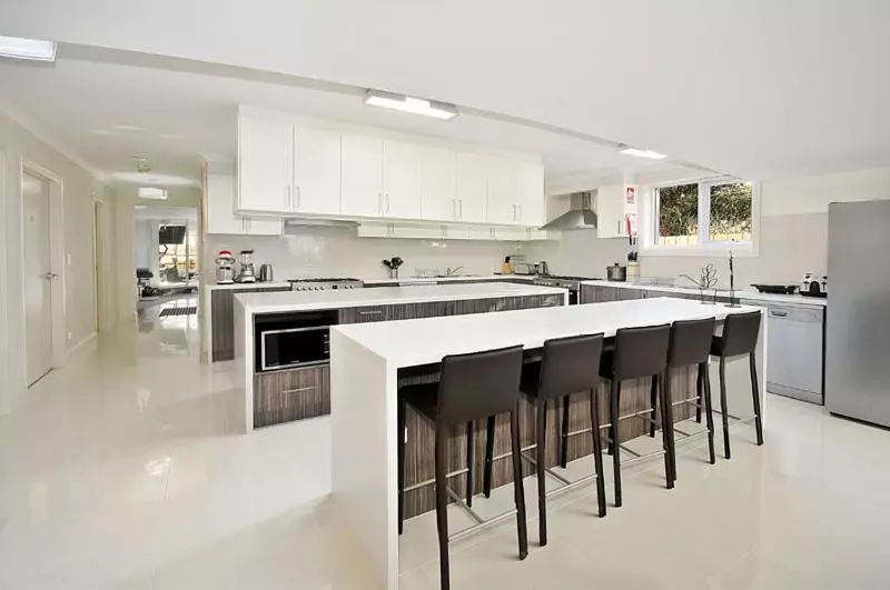 پانسیون 6b   Executive Rooms In Large Property In Brunswick
