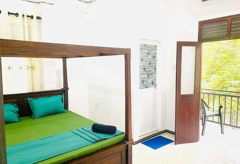 بنسيون Casa La Siesta Weligama