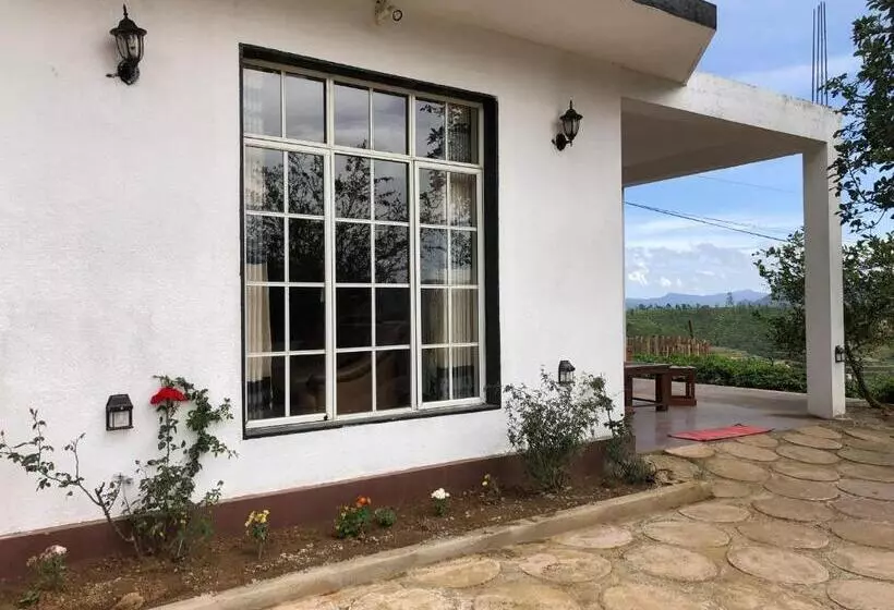 پانسیون White Hill Villa