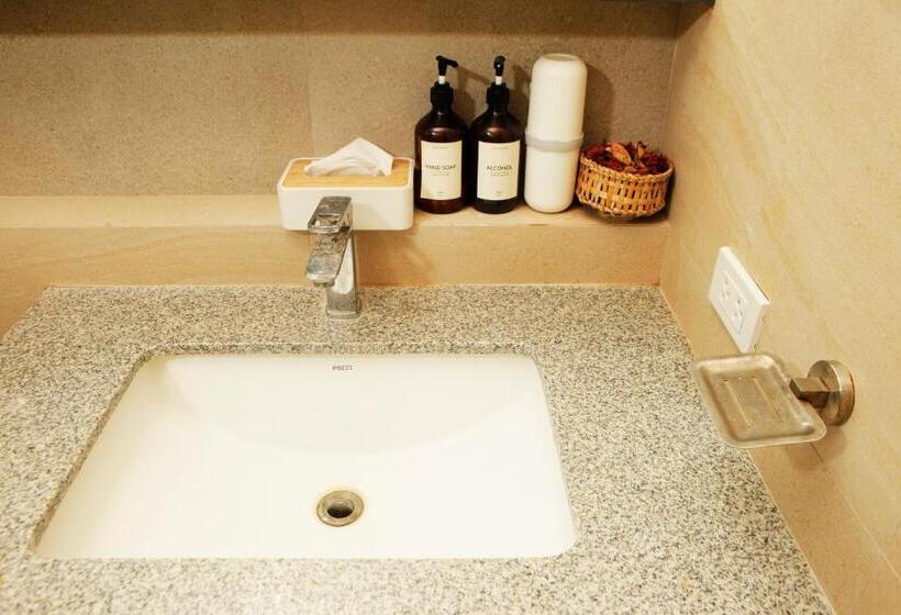 Resort The Spring House