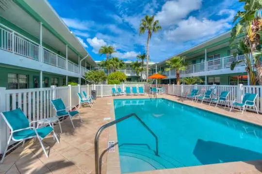 Tropic Terrace Suite #45   Beachfront Resort