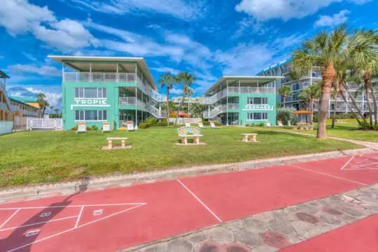 Tropic Terrace Suite #45   Beachfront Resort